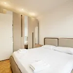 アパート Tirent Apartment-modern Bedrooms Near Liqeni I Thate *