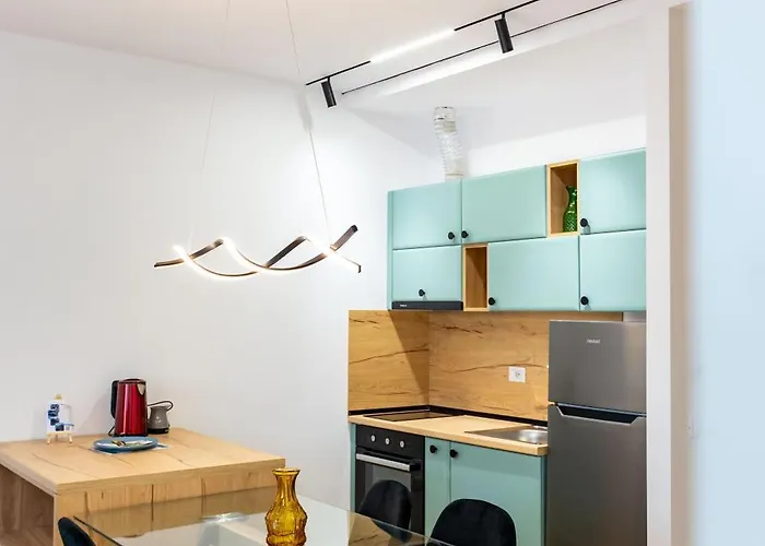 Tirent Apartment-modern Bedrooms Near Liqeni I Thate Appartamento *