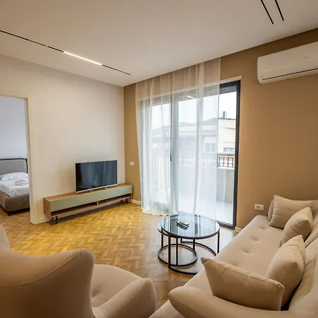Tirent Apartment-modern Bedrooms Near Liqeni I Thate *