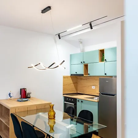 Tirent Apartment-modern Bedrooms Near Liqeni I Thate Lägenhet *