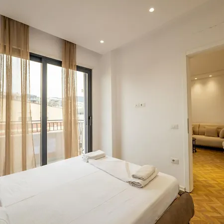 Tirent Apartment-modern Bedrooms Near Liqeni I Thate Lägenhet Tirana