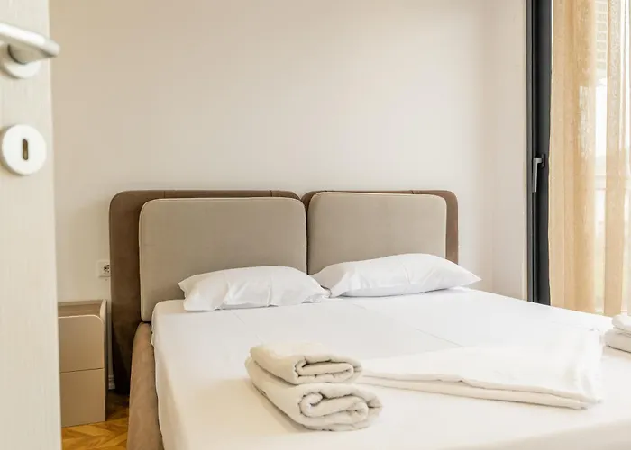 Appartement Tirent Apartment-modern Bedrooms Near Liqeni I Thate Tirana