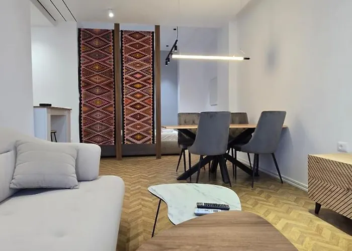Tirent Apartment-modern Bedrooms Near Liqeni I Thate Tirana